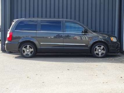 Chrysler-Town & Country