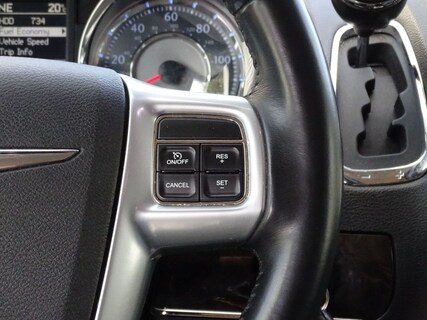 Chrysler-Town & Country