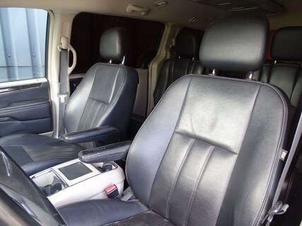 Chrysler-Town & Country