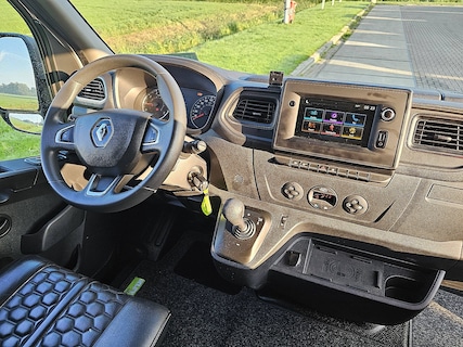 Renault-Master