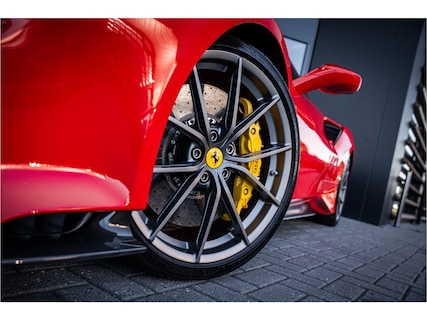 Ferrari-488