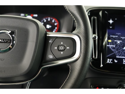 Volvo-XC40