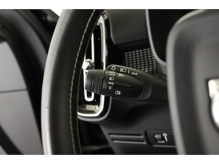 Volvo-XC40
