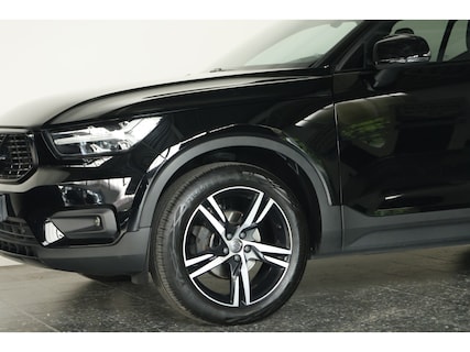 Volvo-XC40