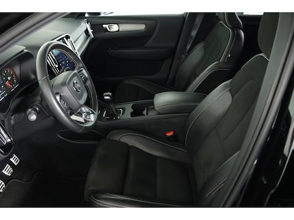 Volvo-XC40