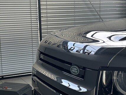 Land Rover-Defender