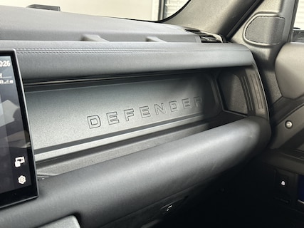 Land Rover-Defender