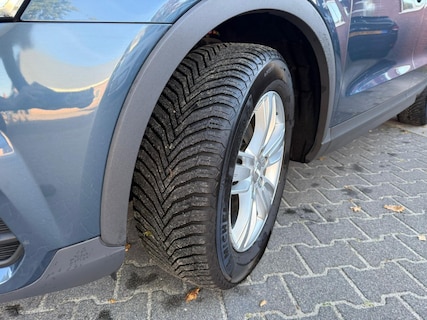 Audi-Q3