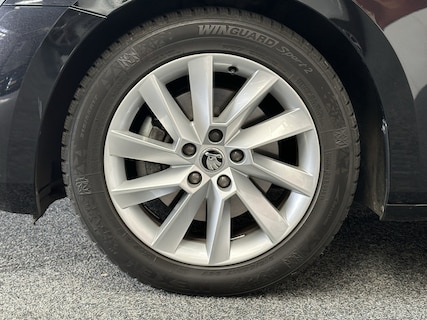 Skoda-Superb
