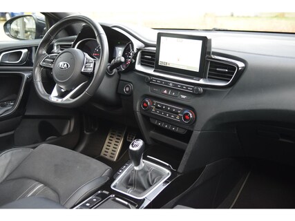 Kia-ProCeed
