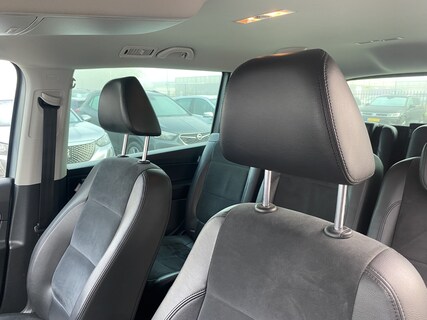 Volkswagen-Sharan