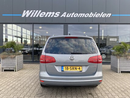 Volkswagen-Sharan