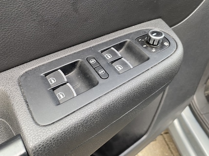 Volkswagen-Sharan