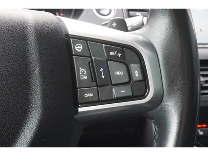 Land Rover-Discovery Sport