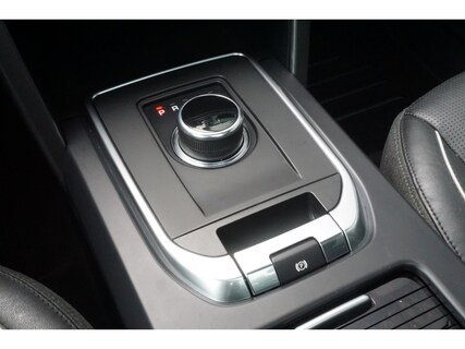 Land Rover-Discovery Sport