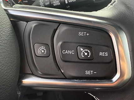Jeep-Wrangler