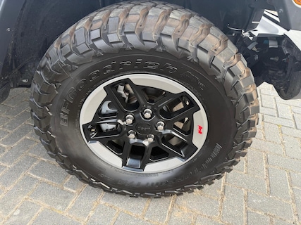 Jeep-Wrangler