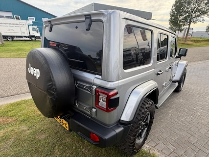 Jeep-Wrangler
