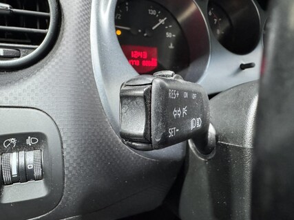 SEAT-Altea