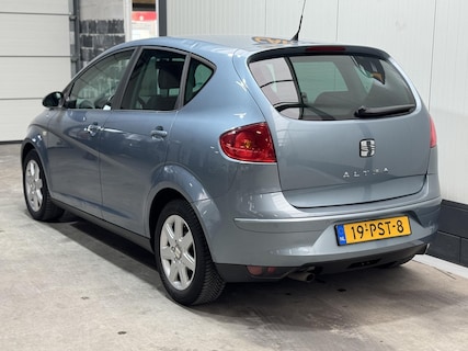 SEAT-Altea