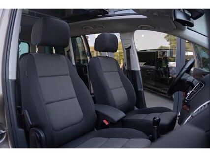 Volkswagen-Sharan