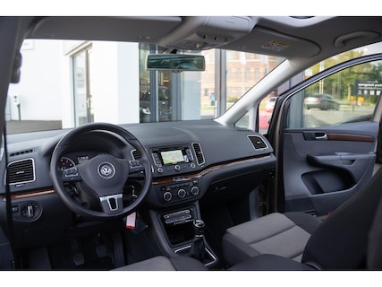 Volkswagen-Sharan