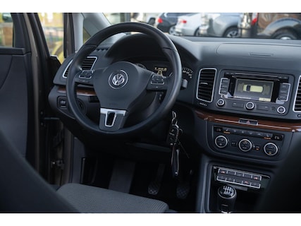 Volkswagen-Sharan
