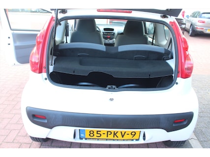 Peugeot-107