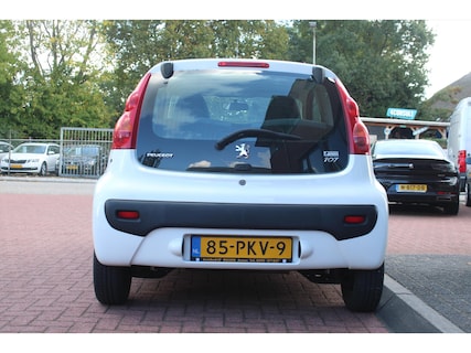 Peugeot-107