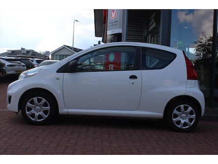 Peugeot-107