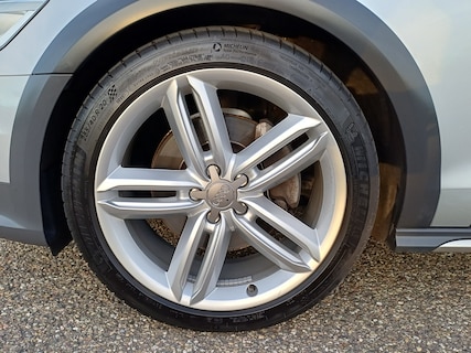 Audi-A6 Allroad