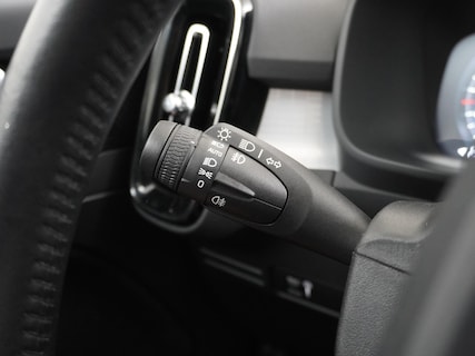 Volvo-XC40