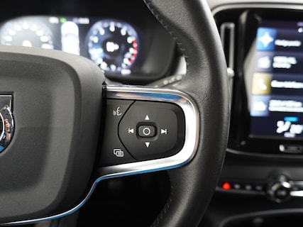 Volvo-XC40