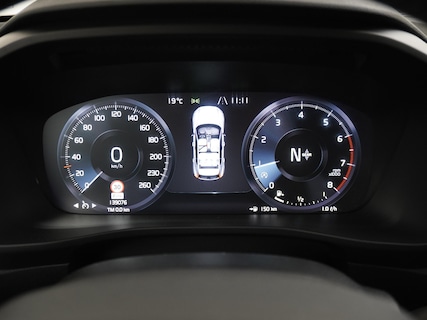 Volvo-XC40