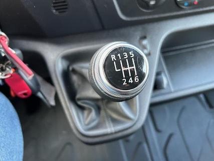 Opel-Movano