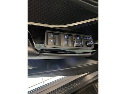 Toyota-C-HR