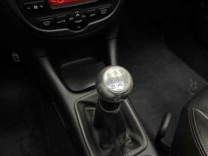 Peugeot-206