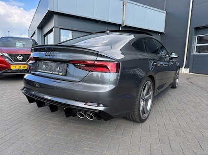 Audi-S5