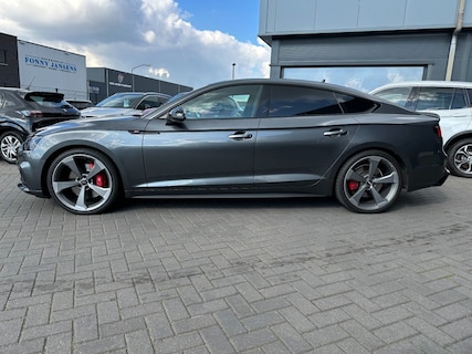 Audi-S5