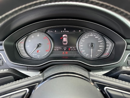 Audi-S5