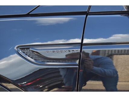 Land Rover-Discovery Sport