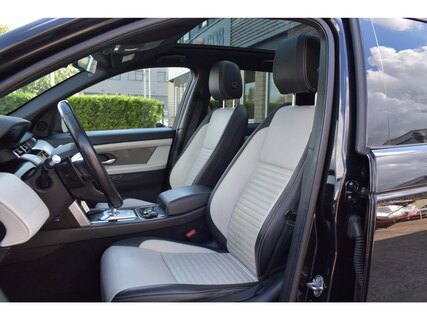 Land Rover-Discovery Sport