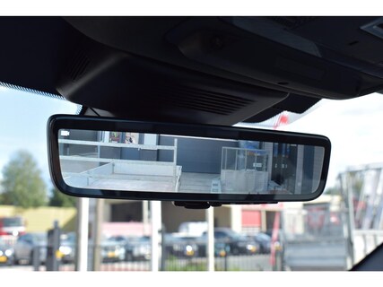 Land Rover-Discovery Sport