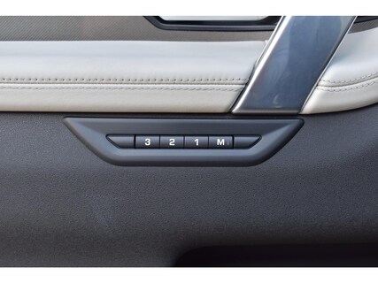 Land Rover-Discovery Sport
