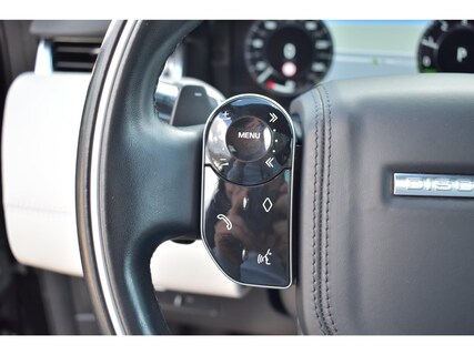 Land Rover-Discovery Sport