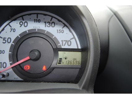 Peugeot-107