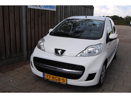 Peugeot-107