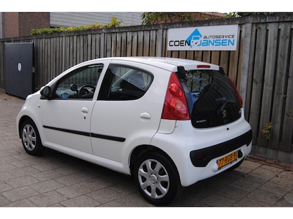 Peugeot-107