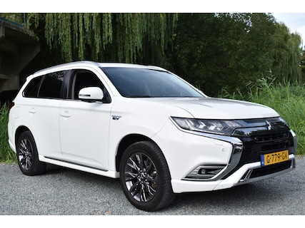 Mitsubishi-Outlander