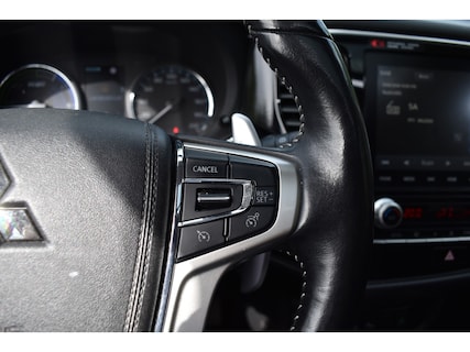 Mitsubishi-Outlander